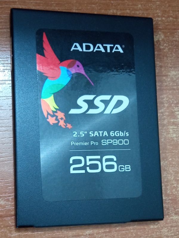 Vand SSD ADATA Premier Pro SP900 256 GB 