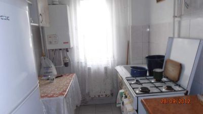 Bacau, apartament 2 camere, zona Piata Mioritei, centrala