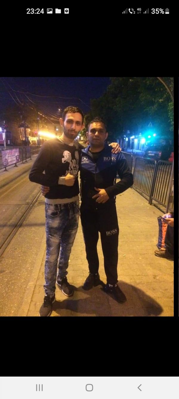 Ba frate sunt un pustan amarat de la gara a murit fratele meu recent de la kkt de ceai gol frate 