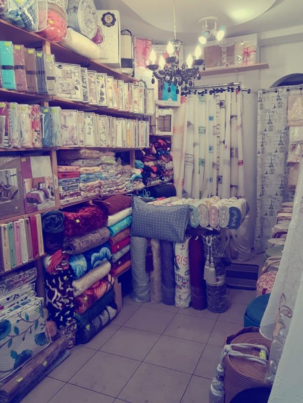 Prosoape, paturi, halat de baie, set canapea, fete de masa, cuverturi