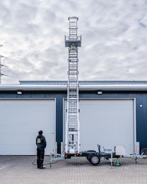 �nchiriere lift marfa 