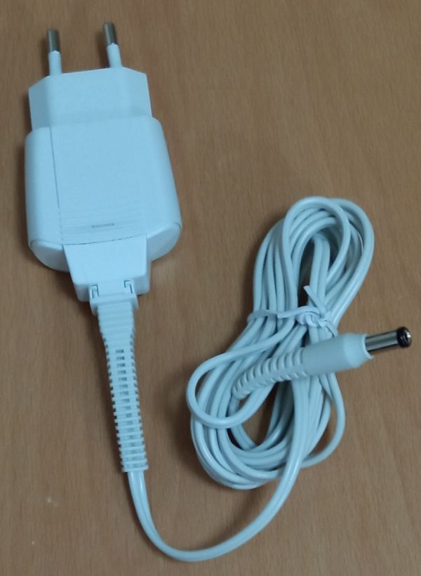 Vand 2 Alimentatoare BRAUN si PHILIPS  12V  400mA