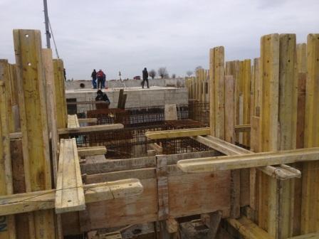 Construieste/renovează cu noi