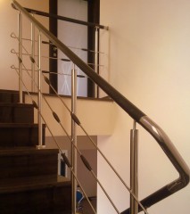 Producator Balustrade Inox Sticla Lemn