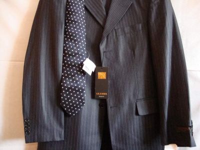 COSTUME BARBATI super calitate la cel mai mic pret (reducere 50%)