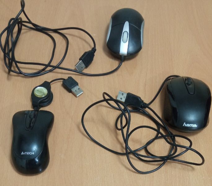 Vand Mouse-uri cu fir si mufa usb ,pentru PC