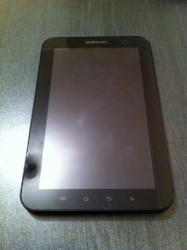 Vand tableta samsung p 1010- doar 800 lei 