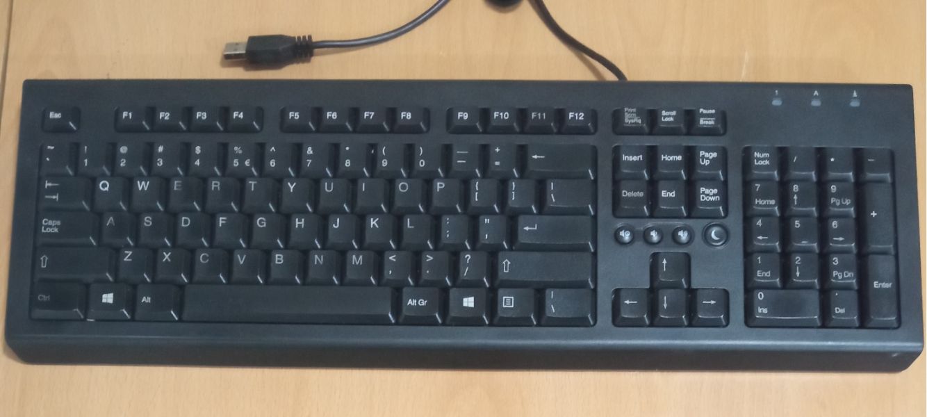 Vand Tastaturi pentru PC