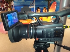 Panasonic AC90  Full HD / SD Pro Camc =  1690 Euro!
