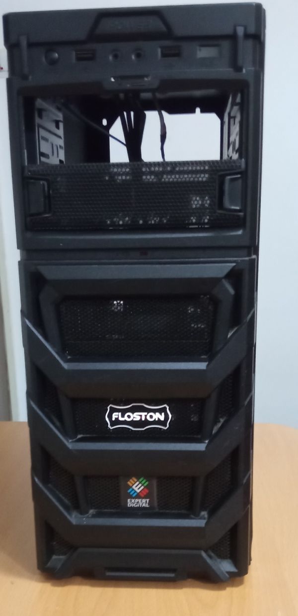Vand Carcasa Folston expert digital pentru PC