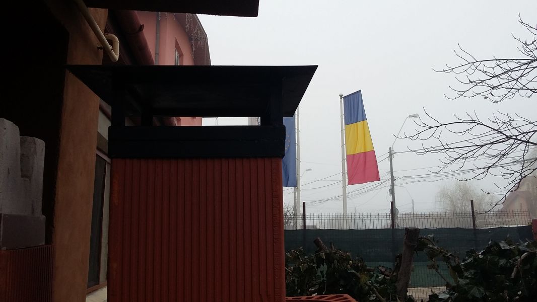 Palarii metalice pentru cosul de fum         