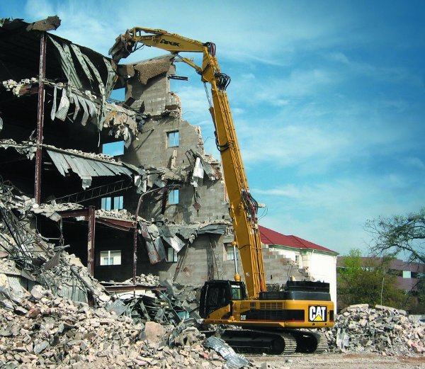 Servicii de demolari, excavatii, terasamente in toata tara
