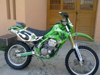 Vand ,schimb cross, enduro Kawasaki KLX 300 cm cu platforma auto sau rulota