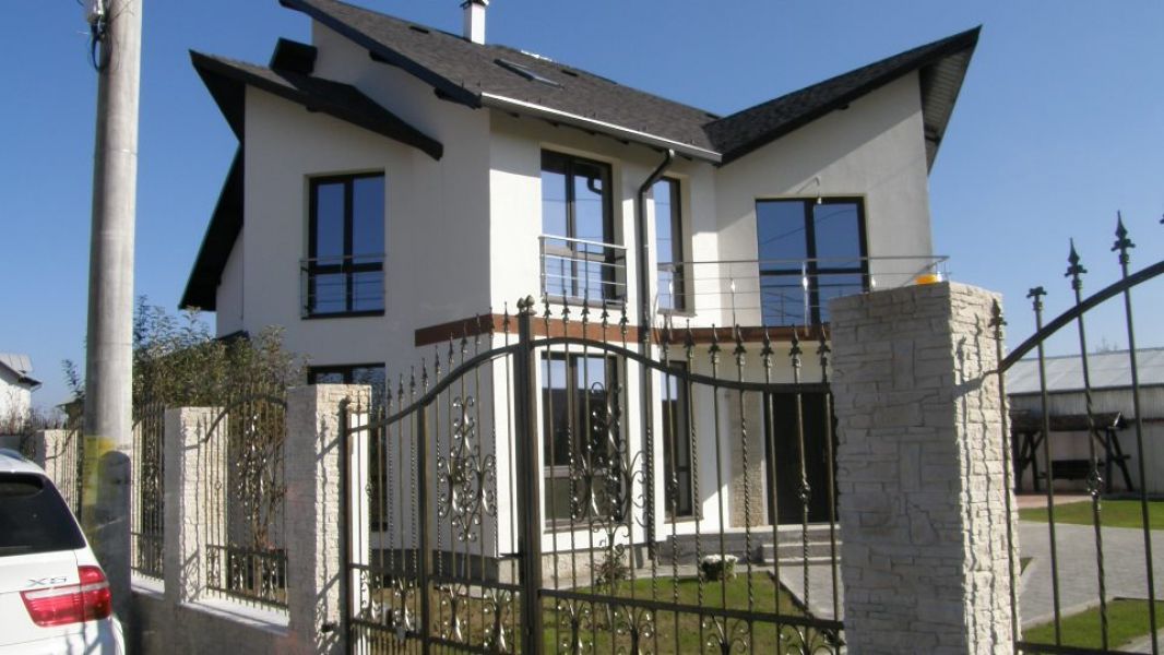 Constructii,instalatii,renovari