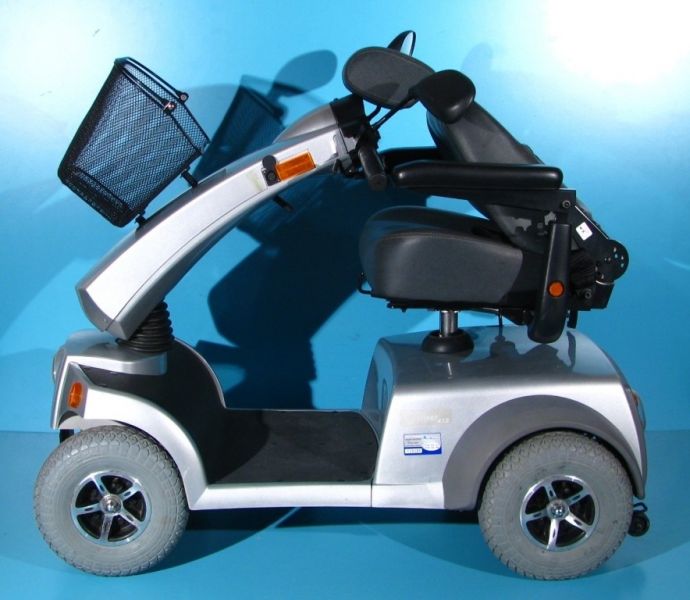 Scuter electric pentru batrani  Meyra Cityliner 412 - 12 km h