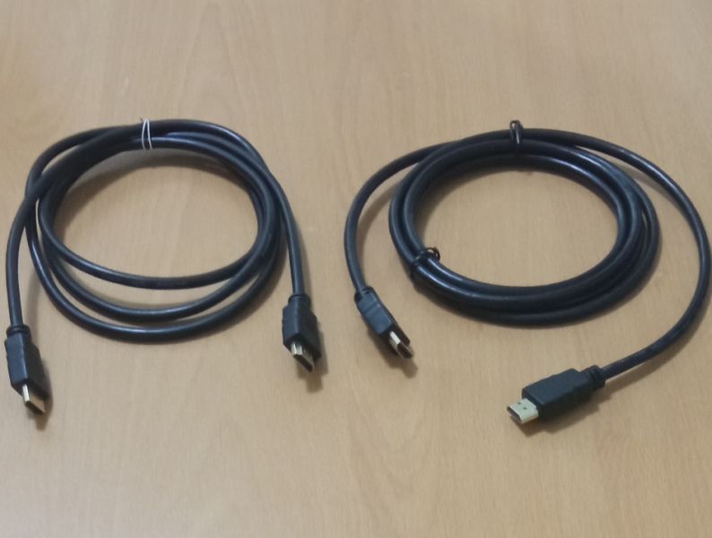 Vand Cabluri pentru PC,Laptop,TV