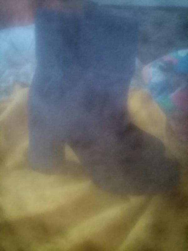 V�nd botine albastre cu toc elegante 