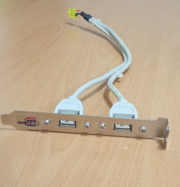Vand Placa Adaptoare Externa cu 2 porturi USB 2.0,Lungime Cablu 30 cm