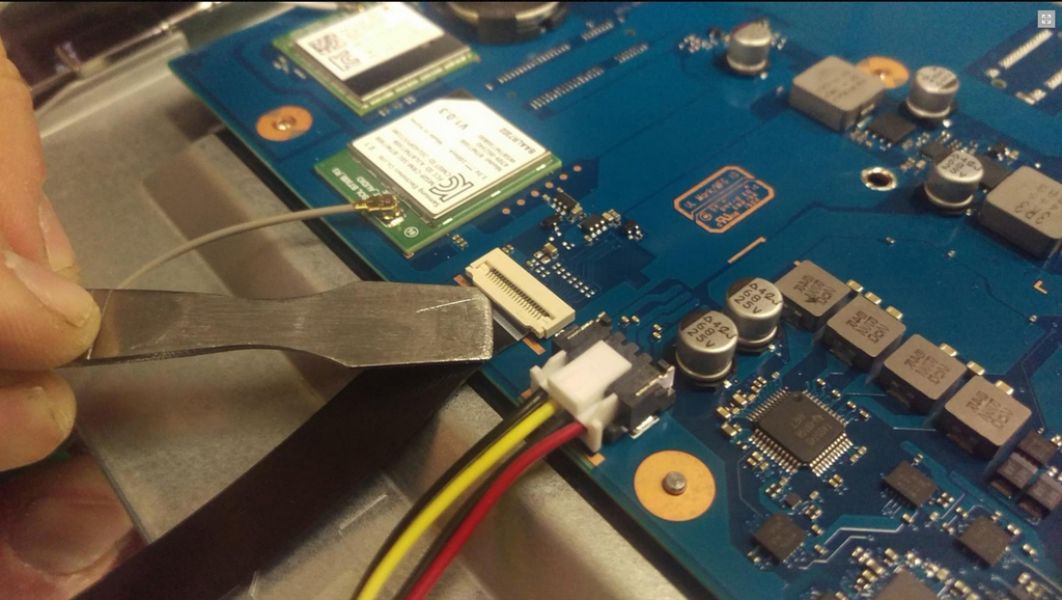Reparatii laptop Bucuresti la domiciliul clientului instalare windows 11