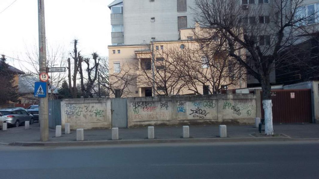 Vanzare apartament in vila parter plus subsol Calea Serban Voda