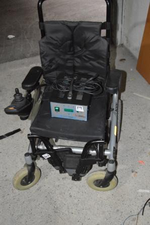 Vand carucioare electrice pentru disabili, batrani
