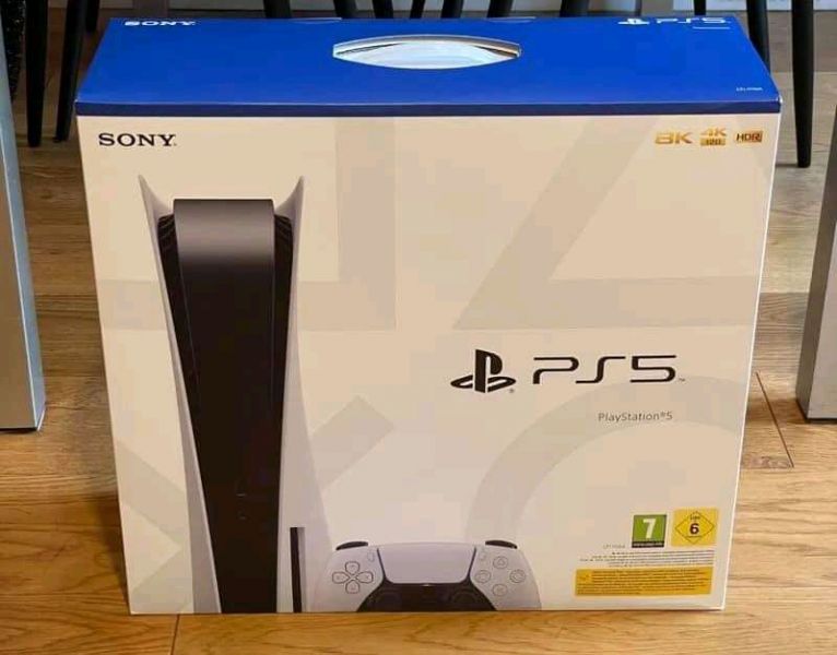 Consola Sony PlayStation 5 Standard Edition