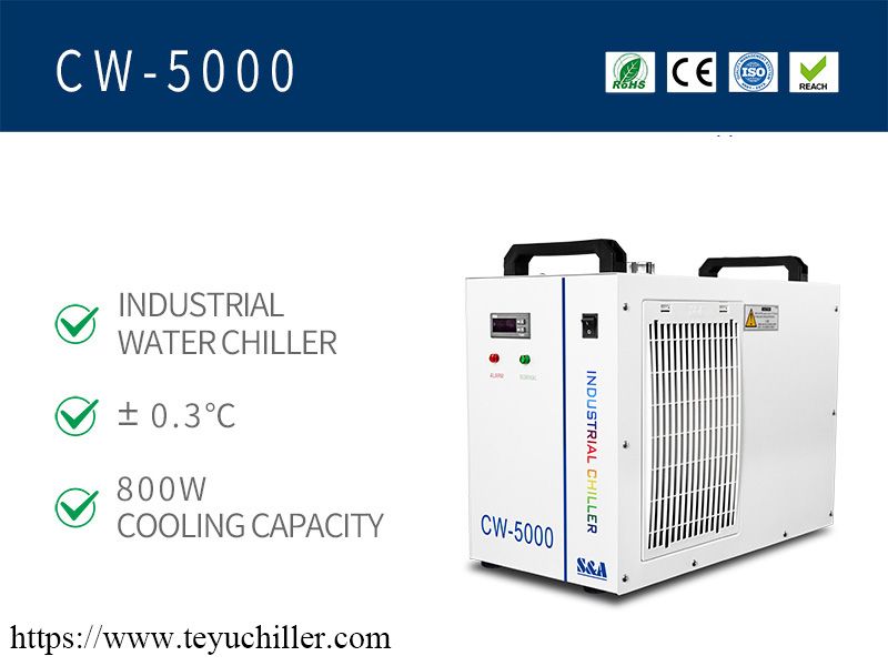Răcitor de apă mic CW5000 pentru tăietorul cu laser CO2
