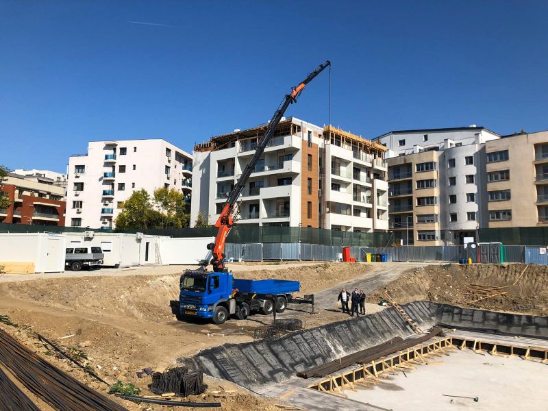 Servicii constructii civile si industriale :