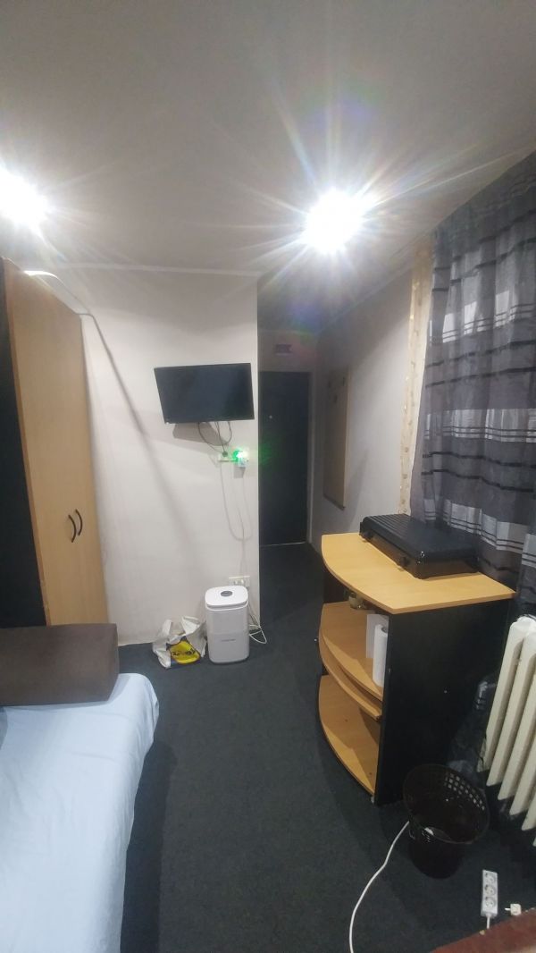 Inchiriez Garsoniera