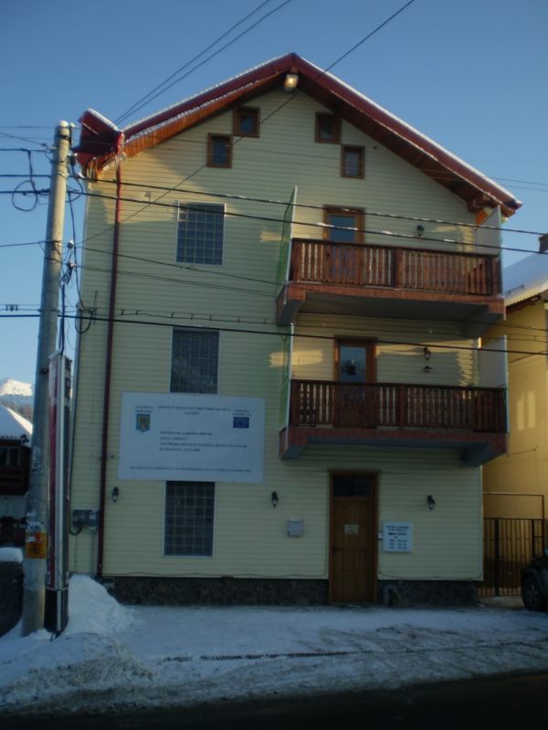 Inchiriere locatie gestiune Pensiune Moieciu de Jos
