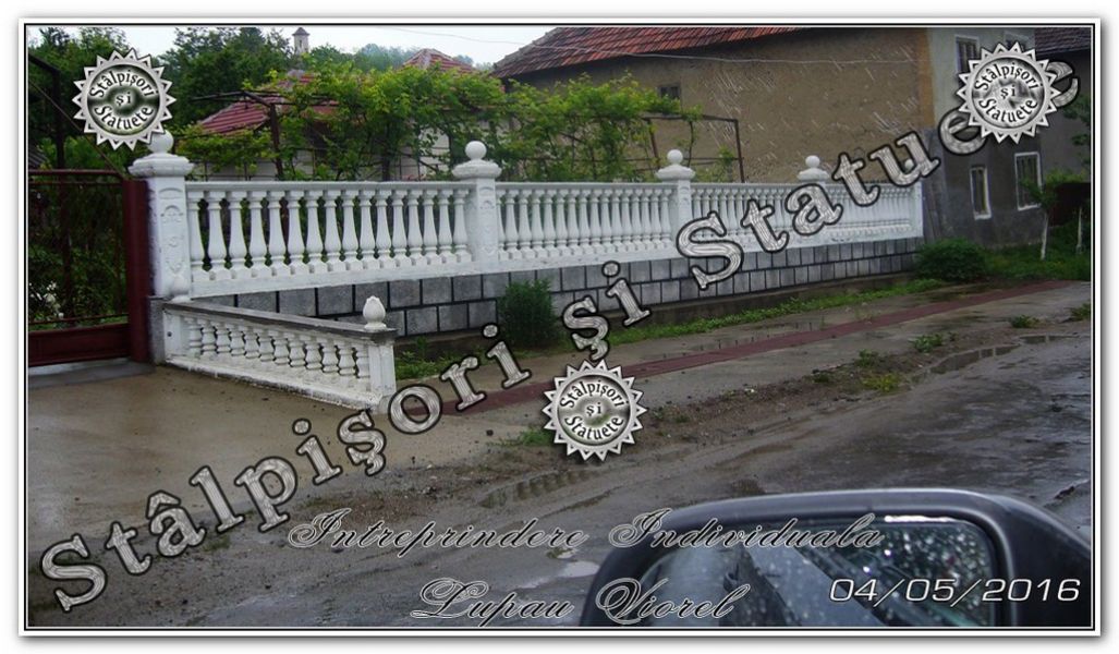 Stalp sustinere garduri din beton model S11.