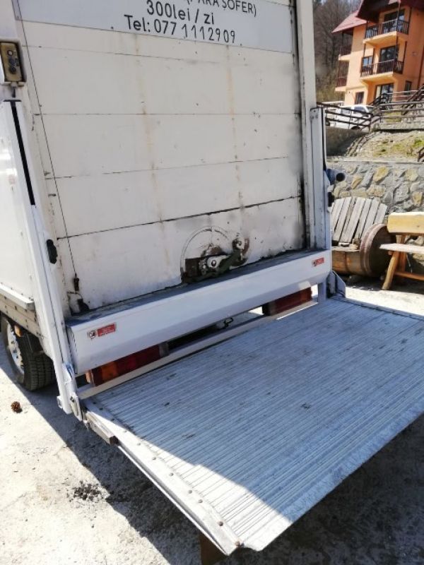 Duba Mercedes Sprinter de inchiriat