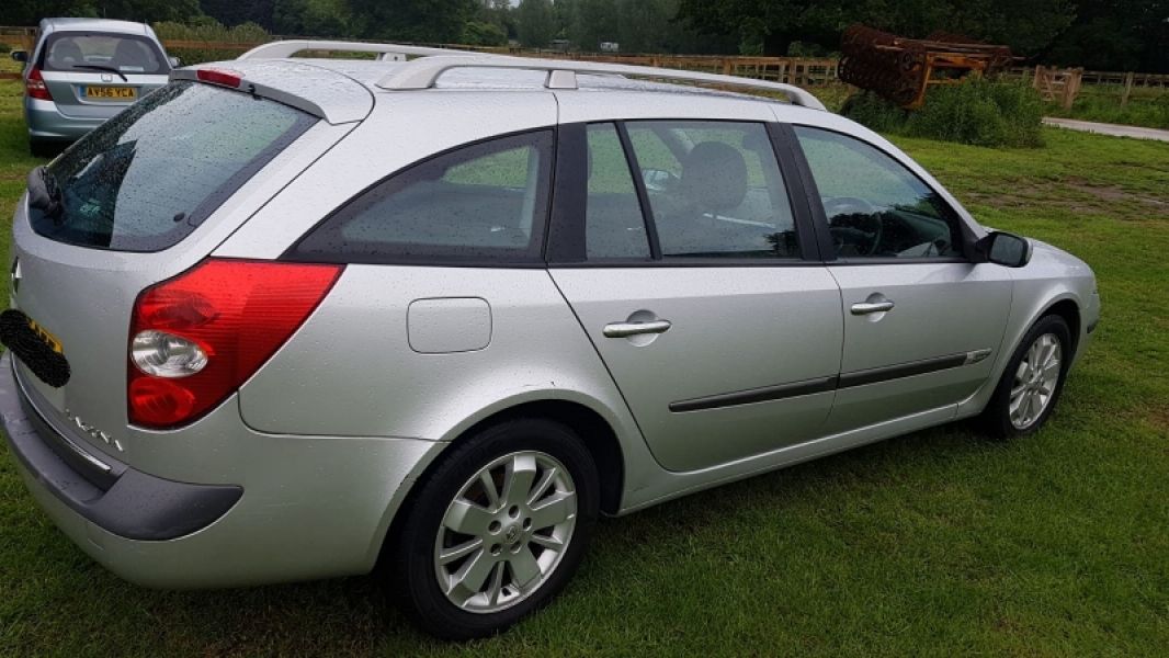 Renault Laguna Automata volan dreapta