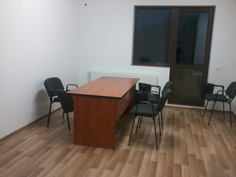 Agent imobiliar, propria afacere