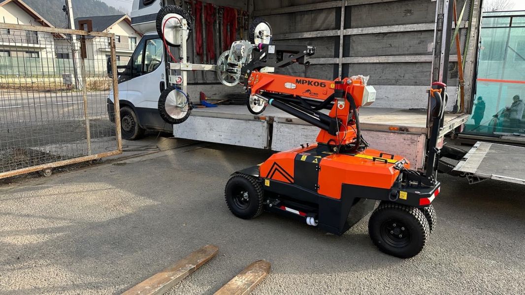 Robot pentru sticla