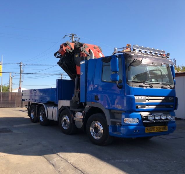 Inchiriez Camion cu Macara PK 72000, brat 28 m, capacitate 22 tone.
