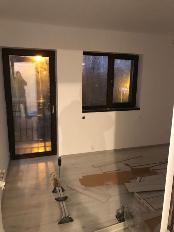 Vand APARTAMENT 2 CAMERE str margeanului nr 37 rahova sector 5