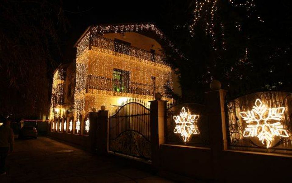 Iluminat ornamental pentru cladiri